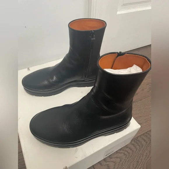 The Row Billie Bootie - Picture 5 of 9